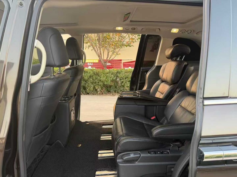 深圳18年本田艾力绅7