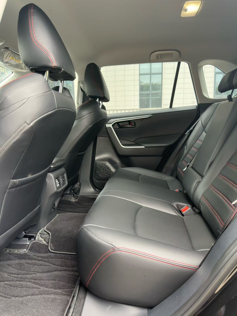 佛山24年丰田威兰达6