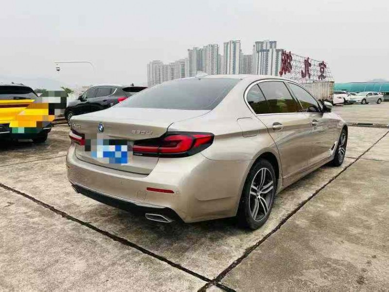 东莞21年宝马5系9