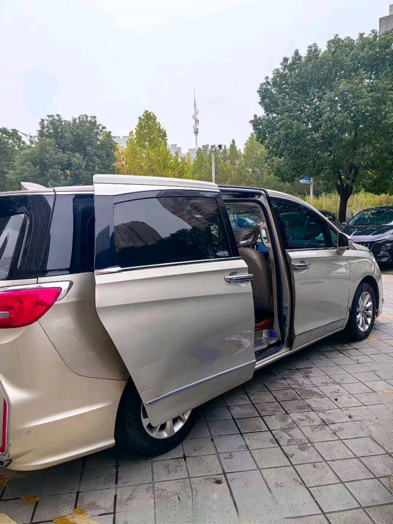 合肥19年别克GL83