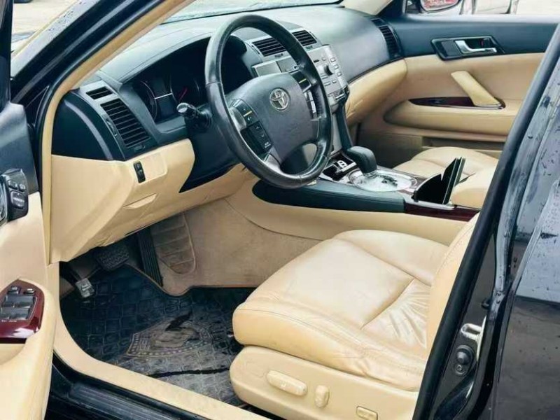 东莞08年丰田锐志4