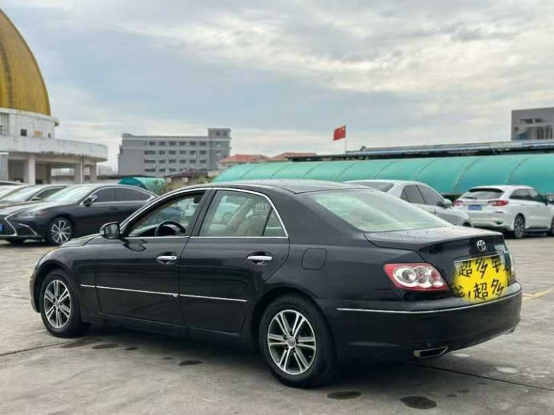 东莞08年丰田锐志6