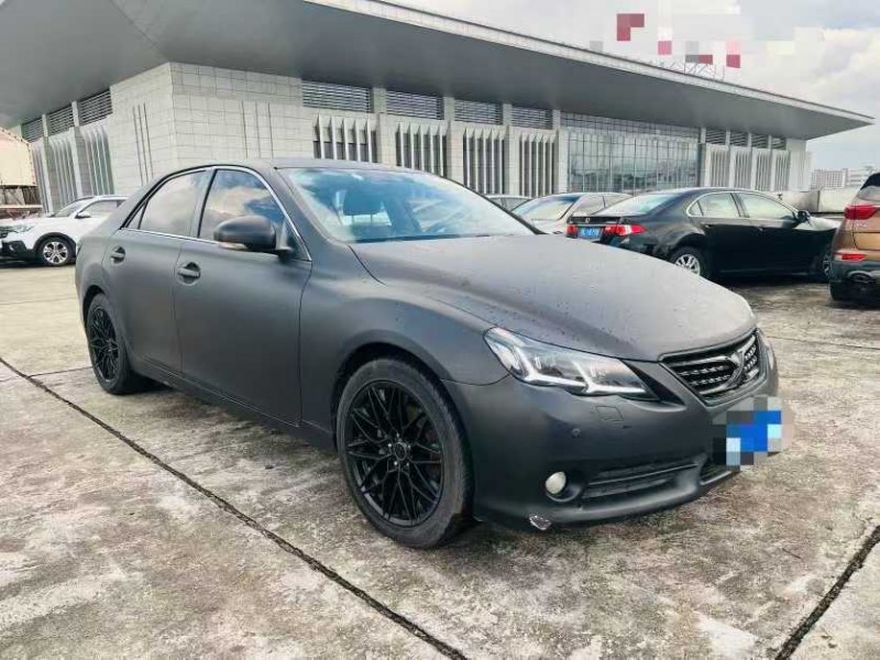 东莞12年丰田锐志3