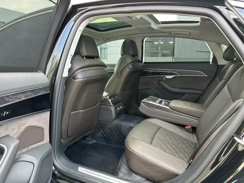 徐州21年奥迪A8L4