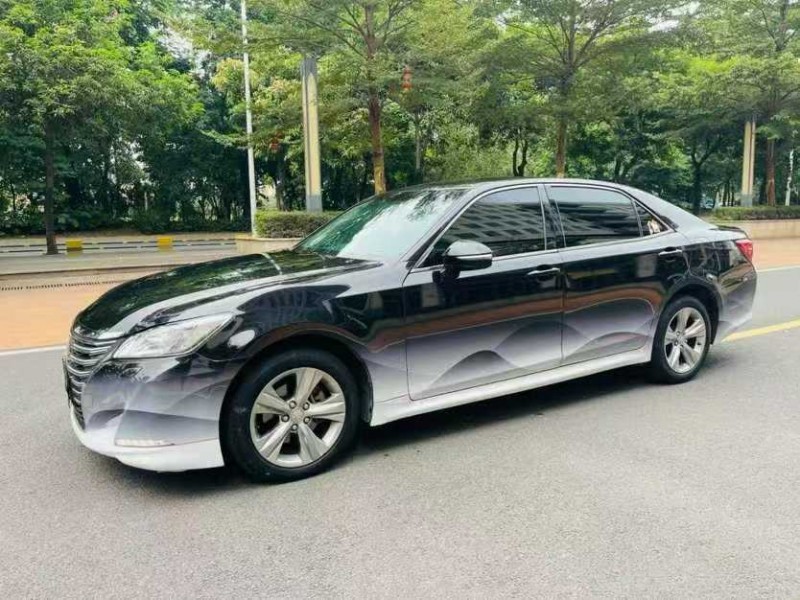 东莞17年丰田皇冠3