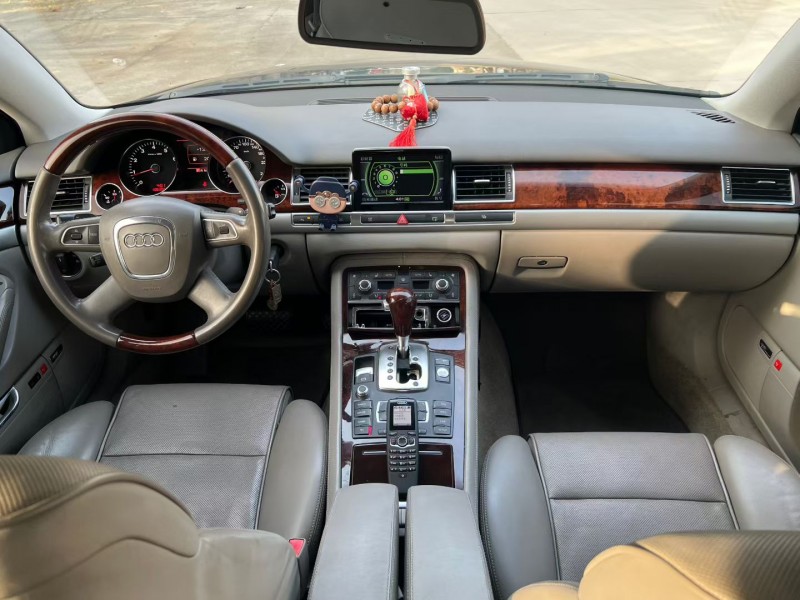 徐州12年奥迪A8L8