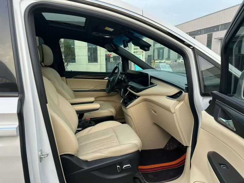 徐州22年别克GL85