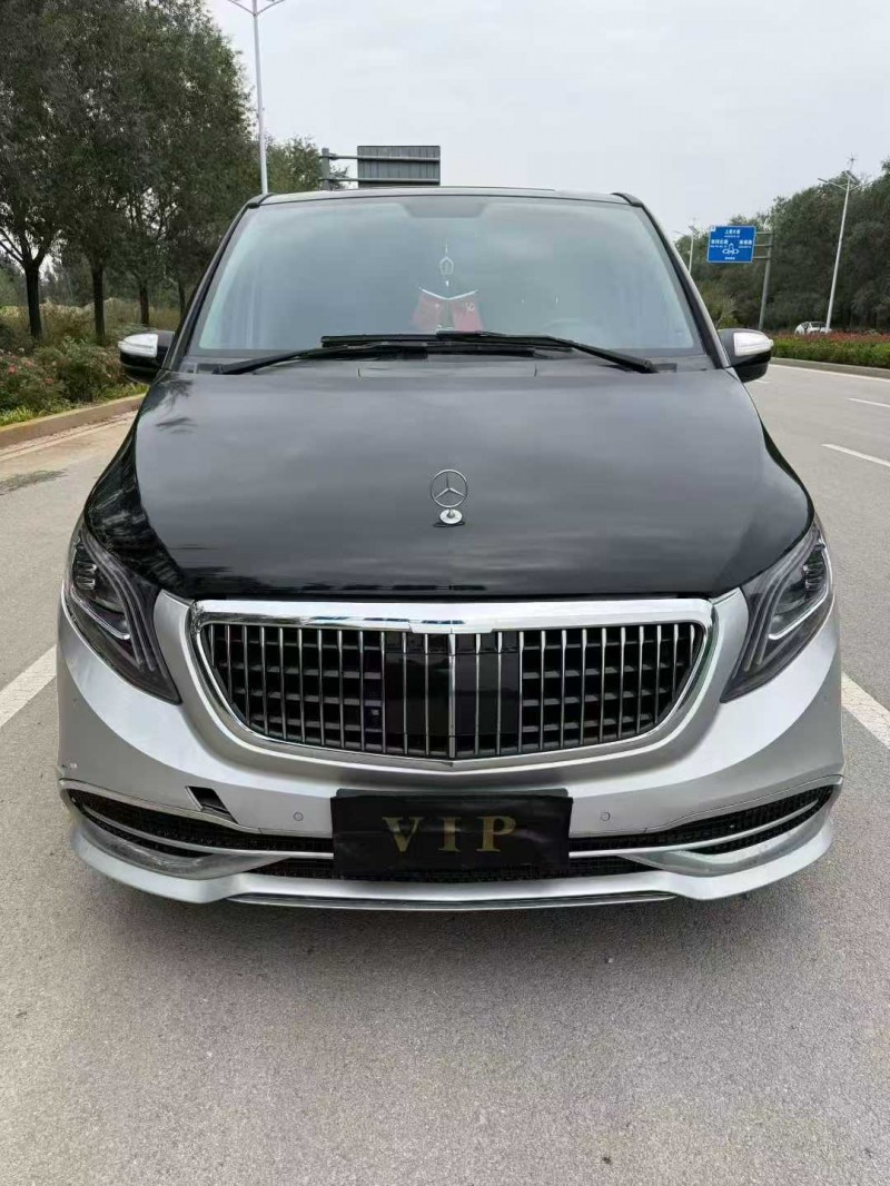 枣庄15年奔驰唯雅诺1