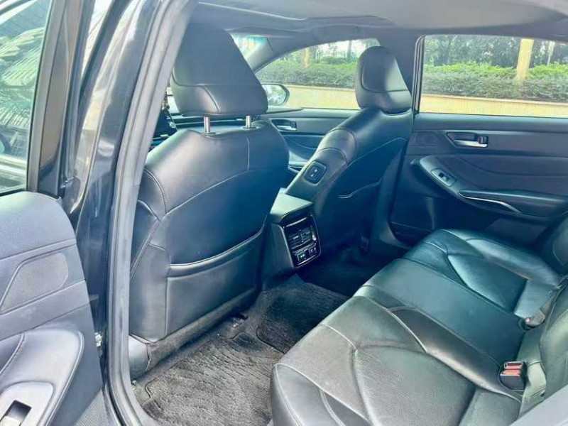 东莞21年丰田亚洲龙5