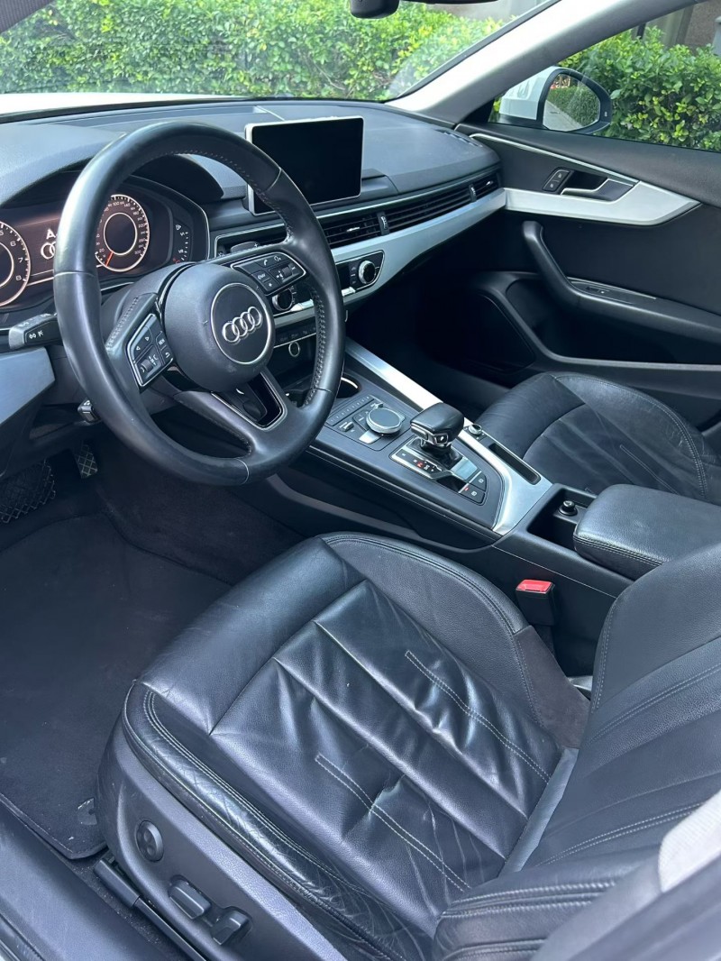 烟台19年奥迪A4L4