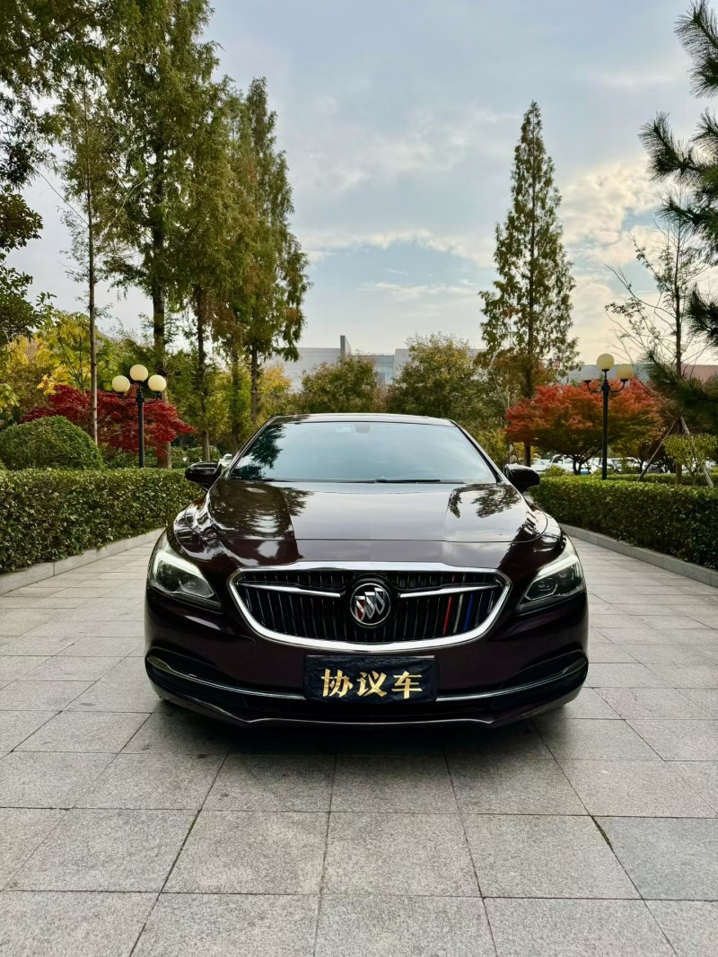 烟台18年别克君越1