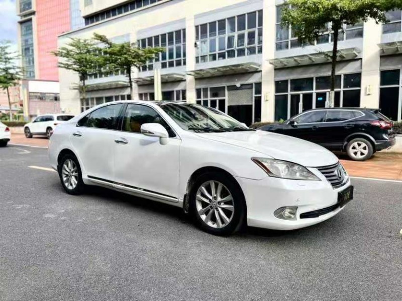 东莞12年雷克萨斯ES4