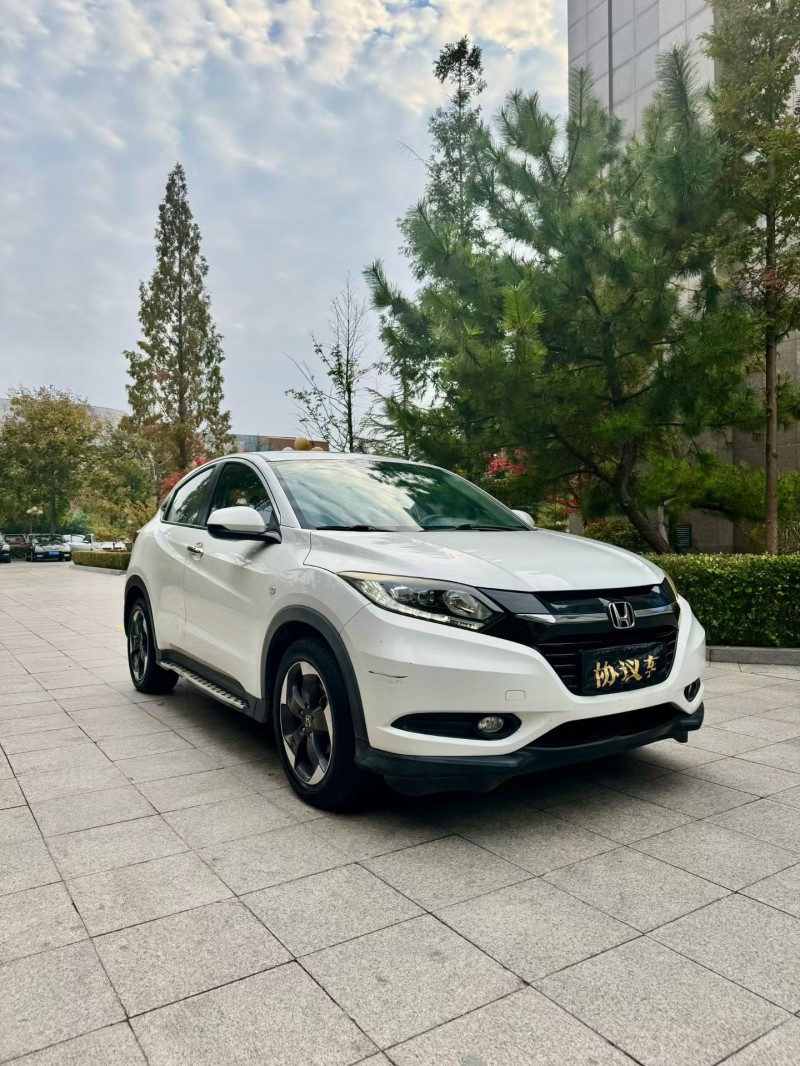 烟台17年本田缤智6