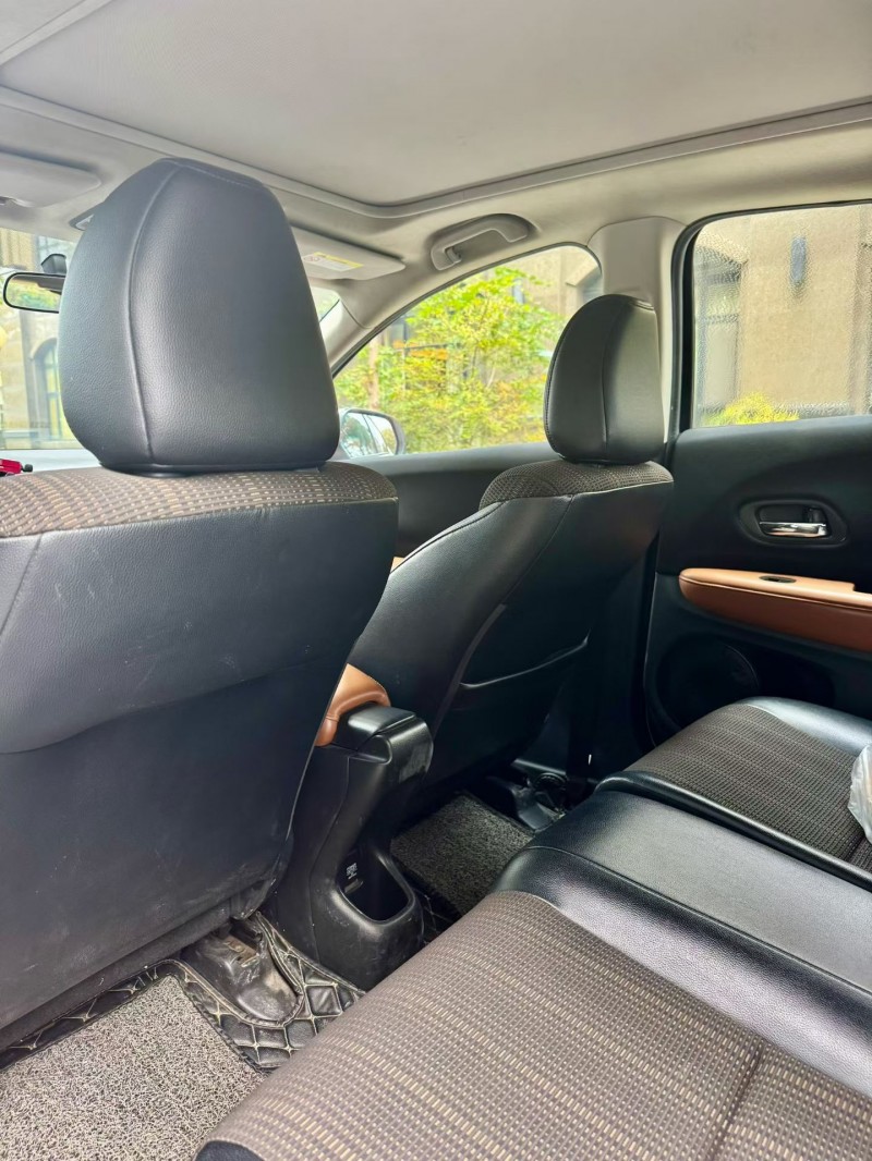 烟台17年本田缤智7