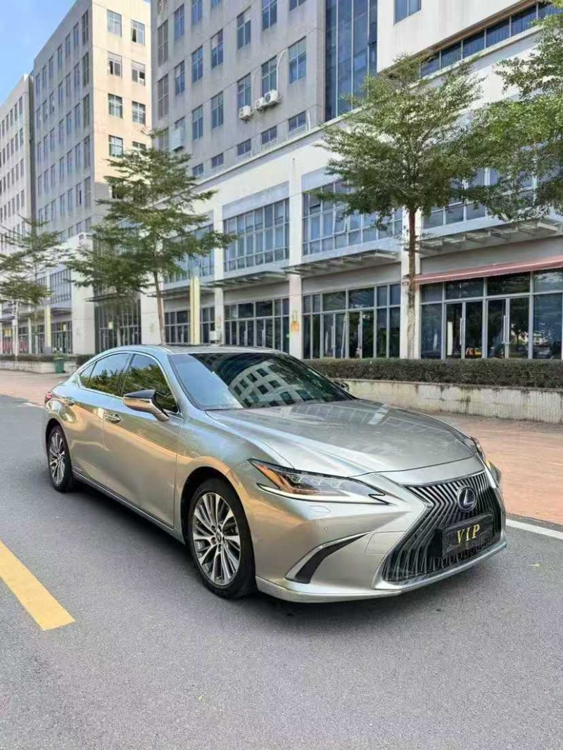 东莞21年雷克萨斯ES4