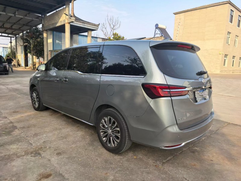 徐州23年别克GL83