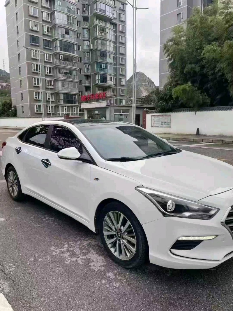 安顺20年现代名图2