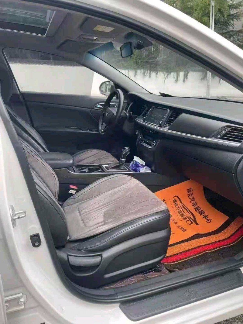 安顺20年现代名图6