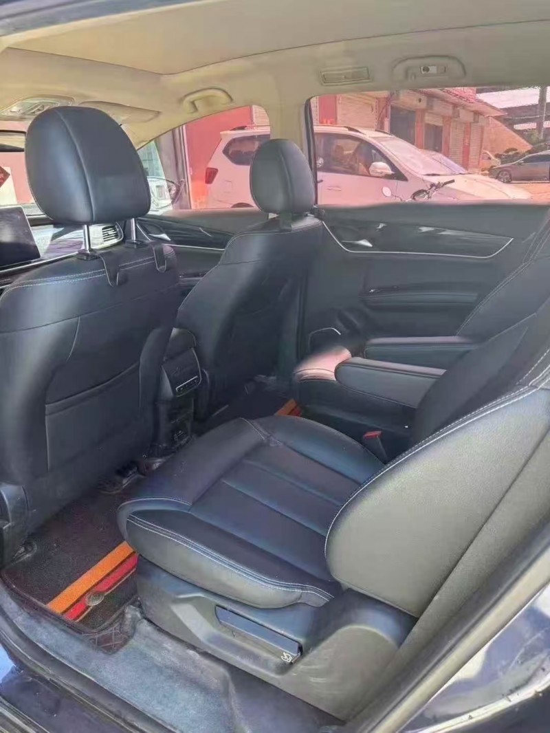 安阳20年比亚迪宋MAX4