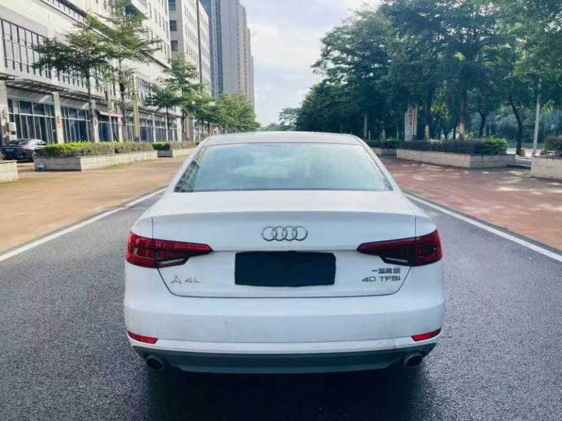 台州17年奥迪A4L8
