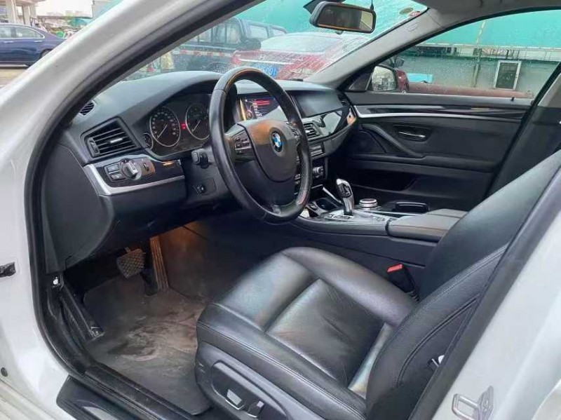 东莞15年宝马5系4