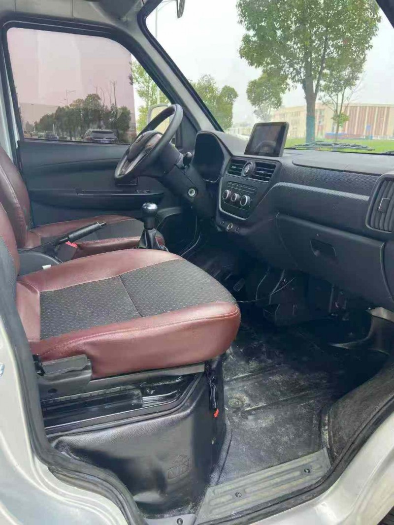 襄阳23年成功汽车斑马4