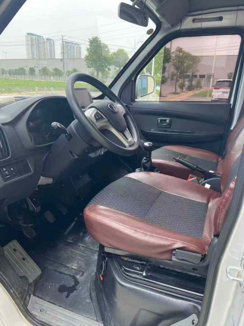 襄阳23年成功汽车斑马6