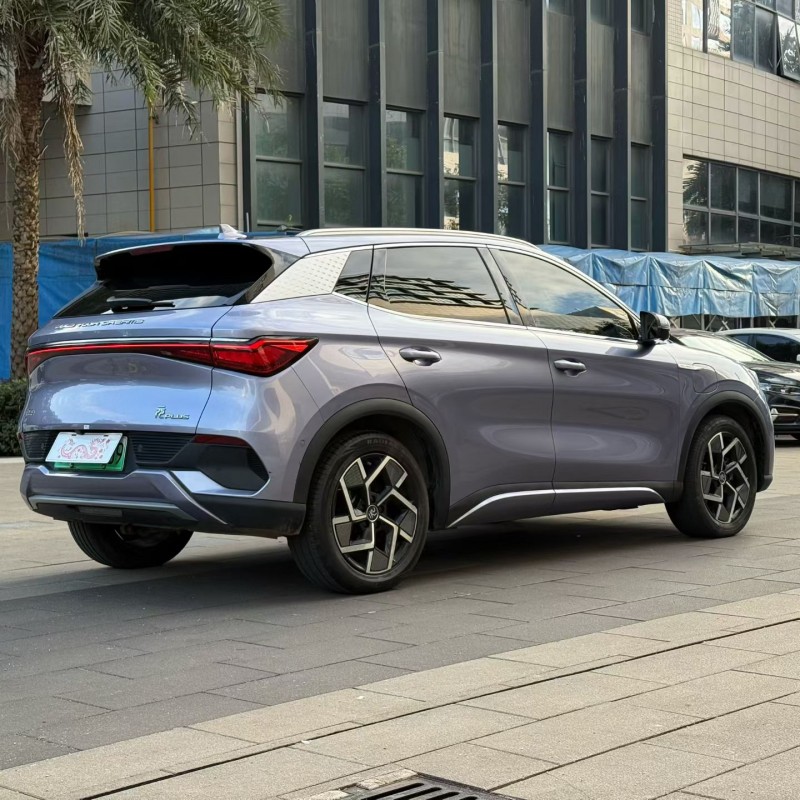 佛山23年比亚迪元8