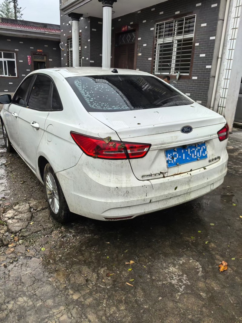 宣城18年福特福睿斯5