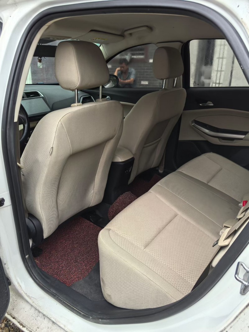 宣城18年福特福睿斯8