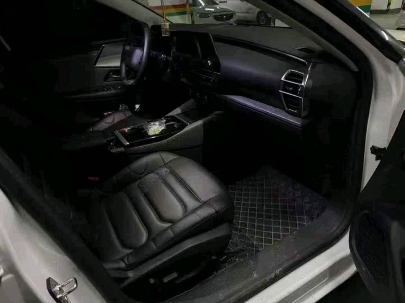 重庆24年雪铁龙C56