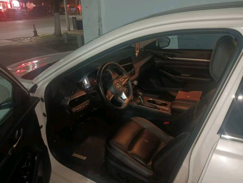 兰州23年日产天籁6