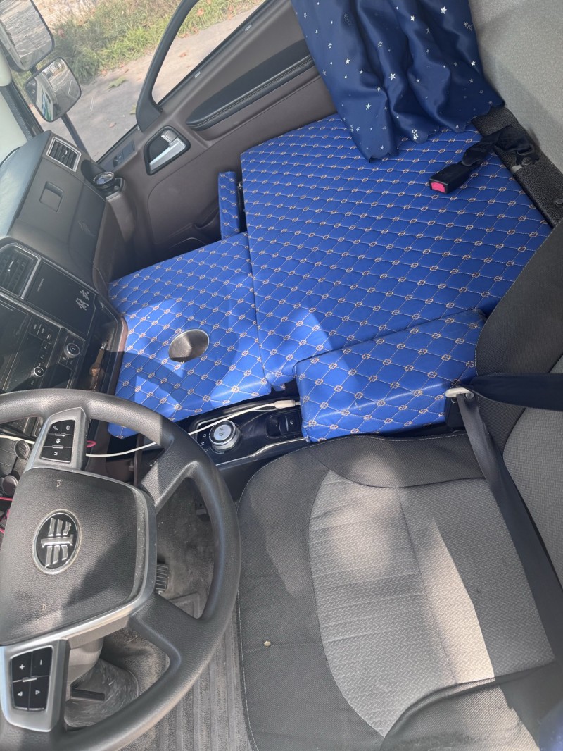 郑州24年解放箱货J64