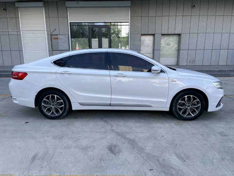 济宁18年吉利博瑞3