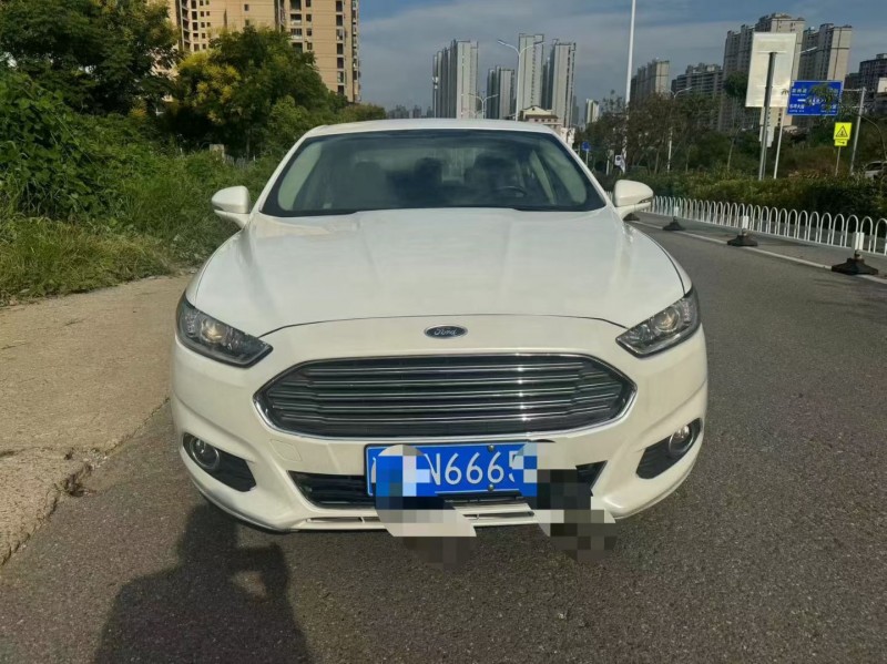 娄底15年福特蒙迪欧1