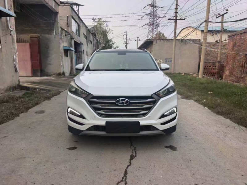 滨州18年现代途胜1