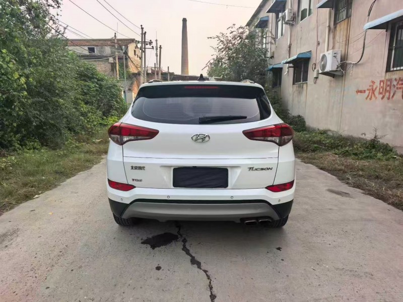 滨州18年现代途胜9