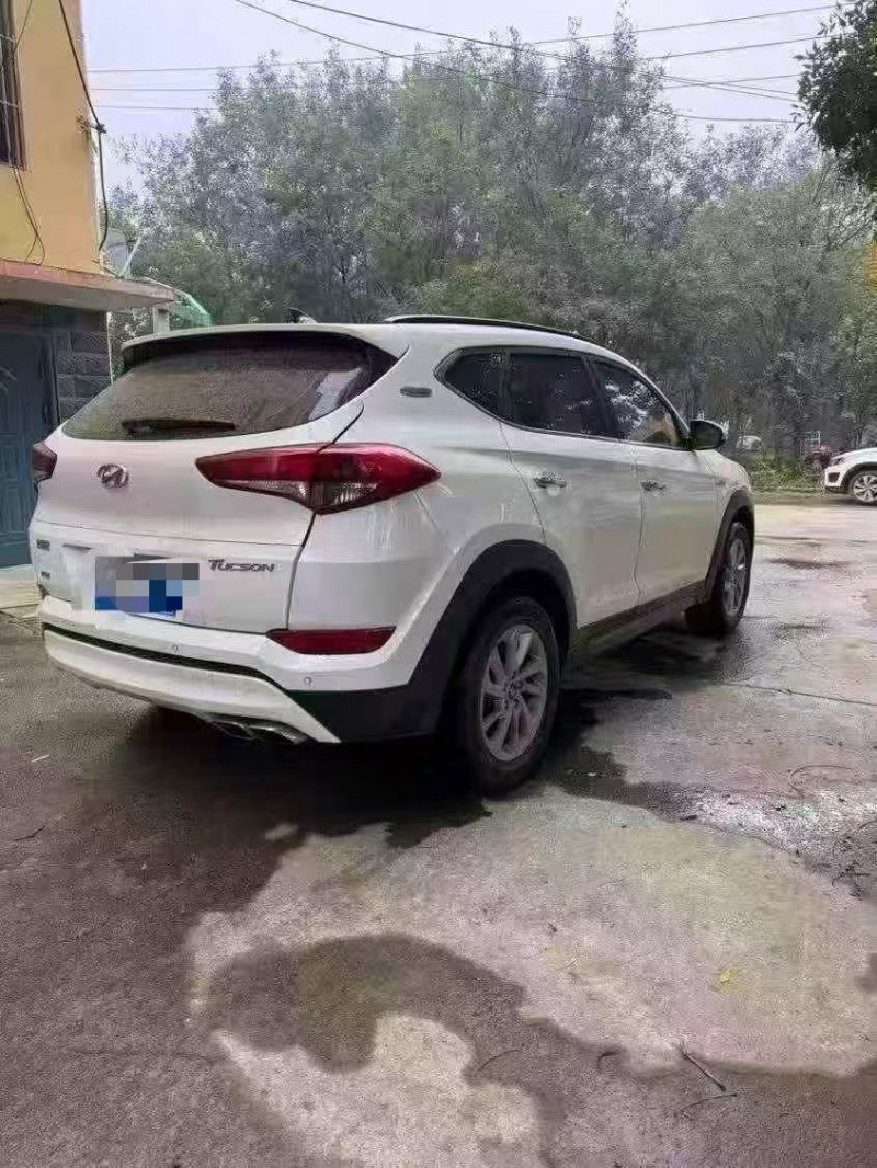 济宁18年现代途胜6