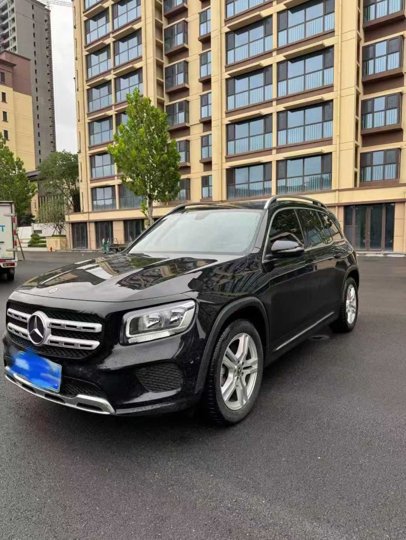 枣庄21年奔驰GLB2