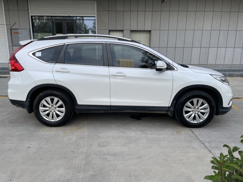 济宁17年本田CRV3