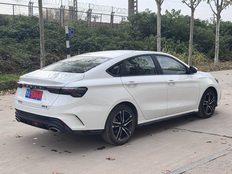 郑州24年吉利缤瑞8