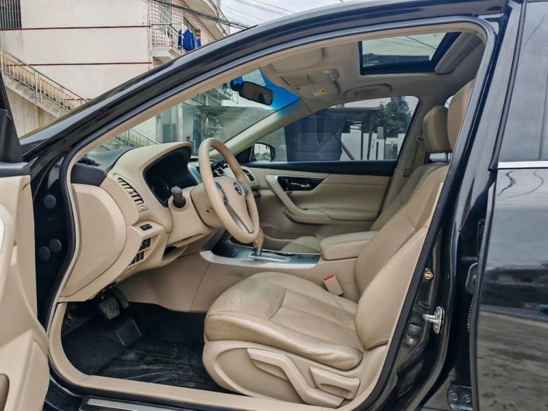 娄底17年日产天籁7