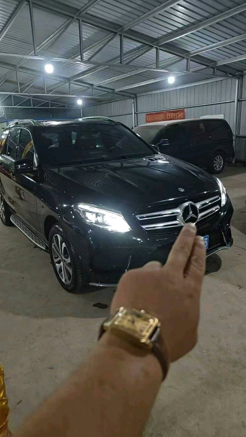 东营19年奔驰GLE2