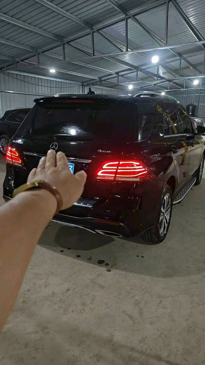 东营19年奔驰GLE5