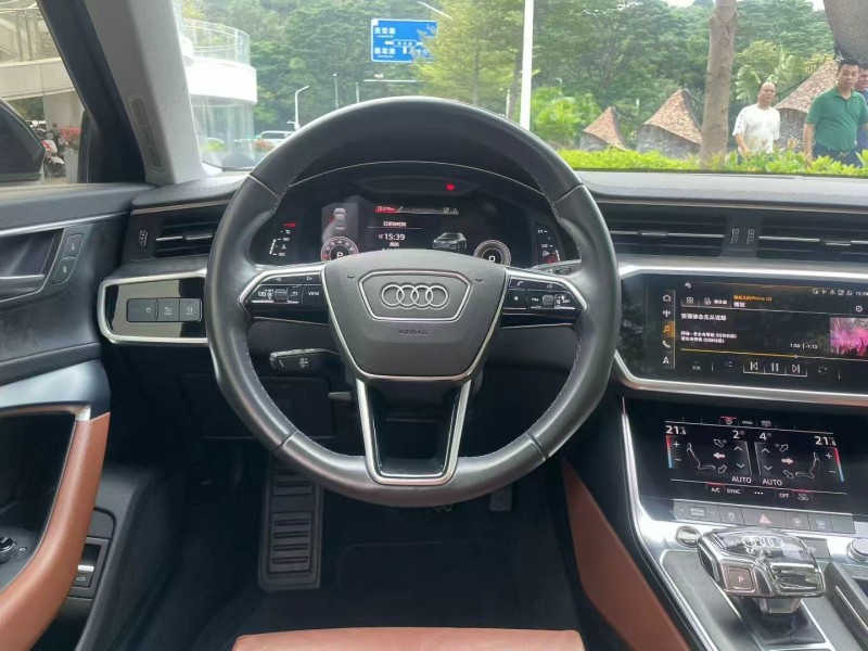 深圳22年奥迪A6L8