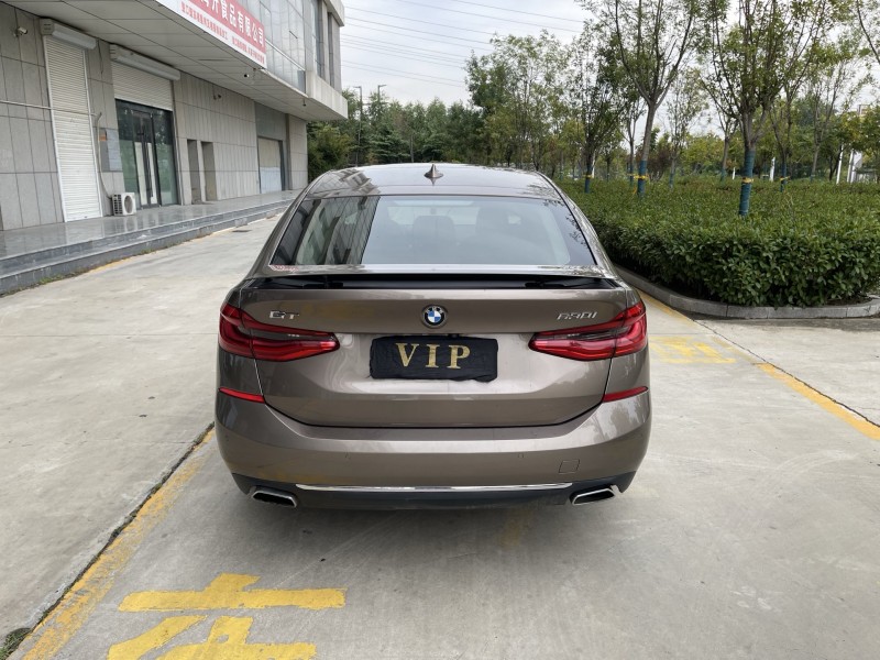 济宁18年宝马6系8