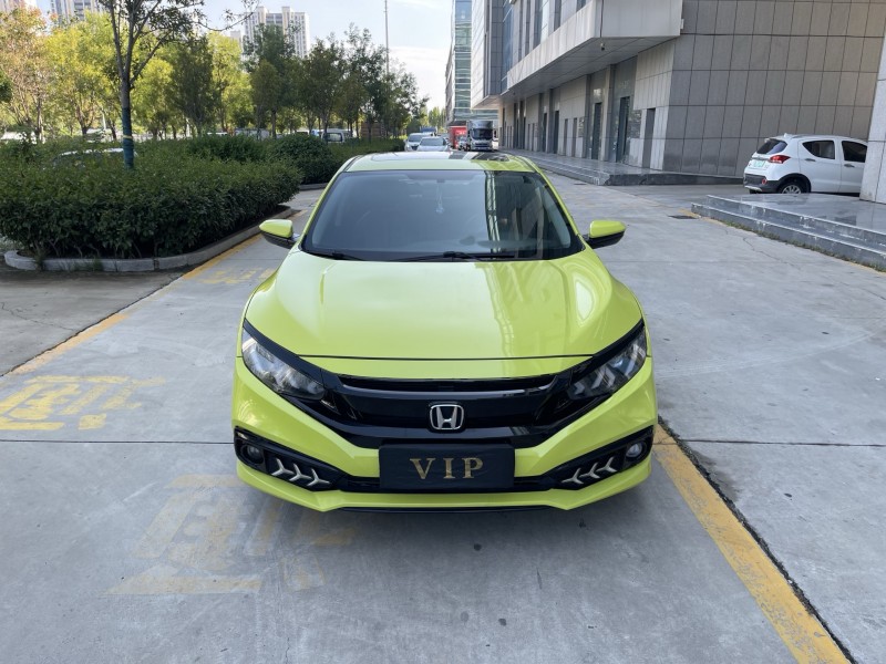 济宁19年本田思域1