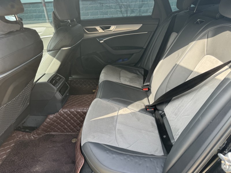 新乡25年奥迪A6L6