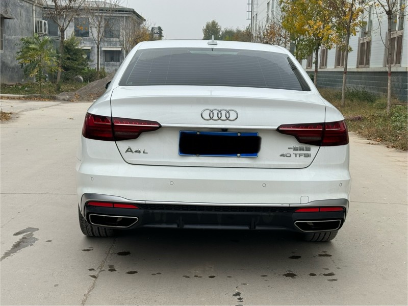 新乡22年奥迪A4L8