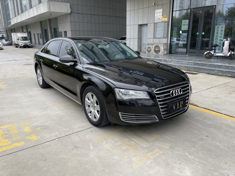 济宁14年奥迪A8L3
